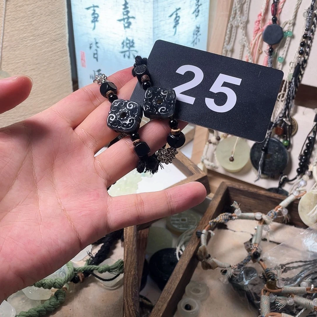 蛇纹石玉合金颈饰