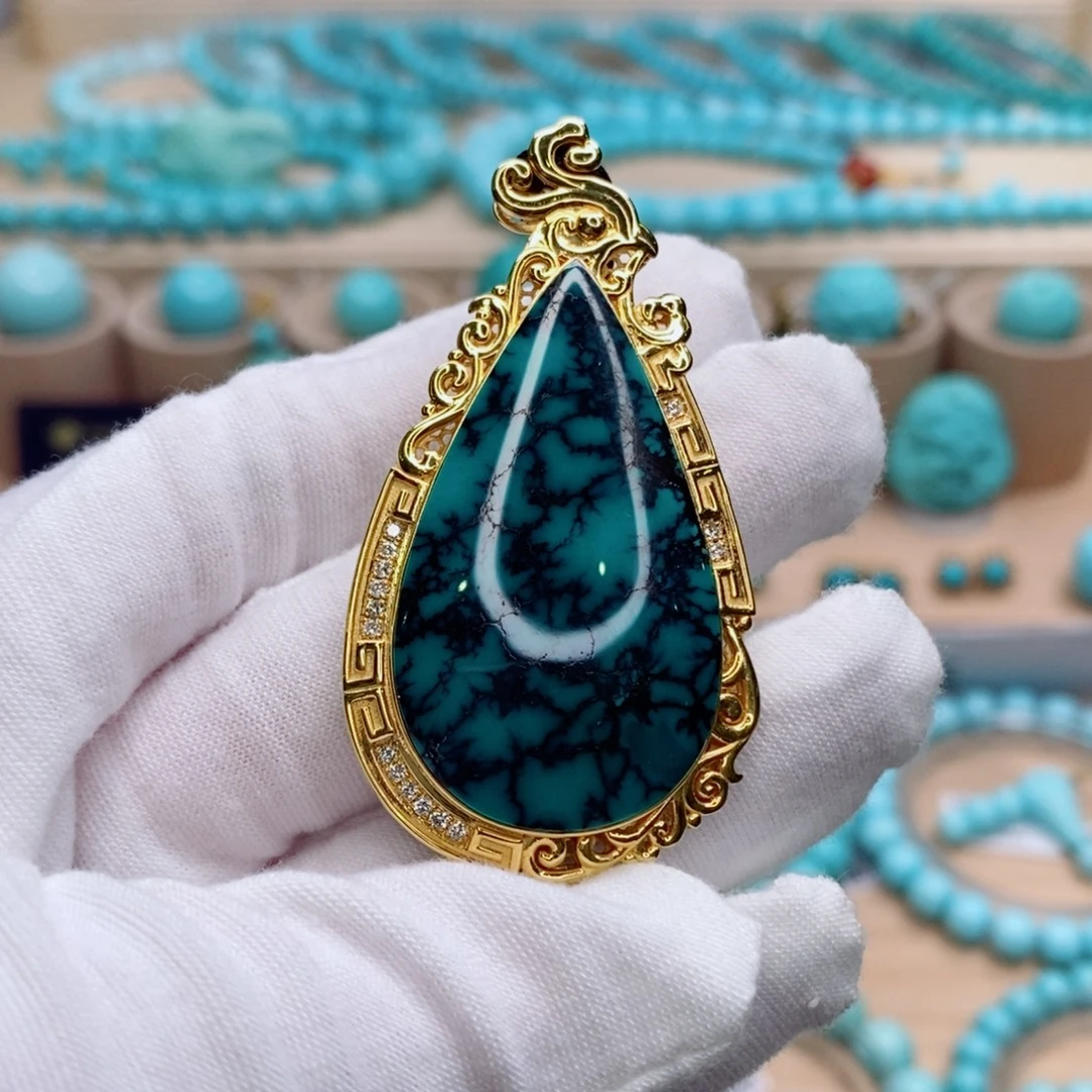 绿松石18K金镶嵌珠宝奇石