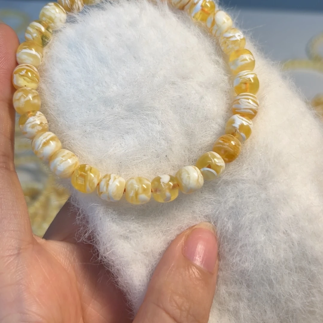 龍***未镶嵌蜜蜡裸石蜜蜡