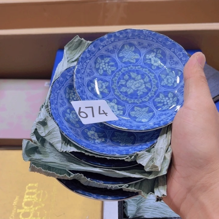 盖碗瓷器制作工艺精湛