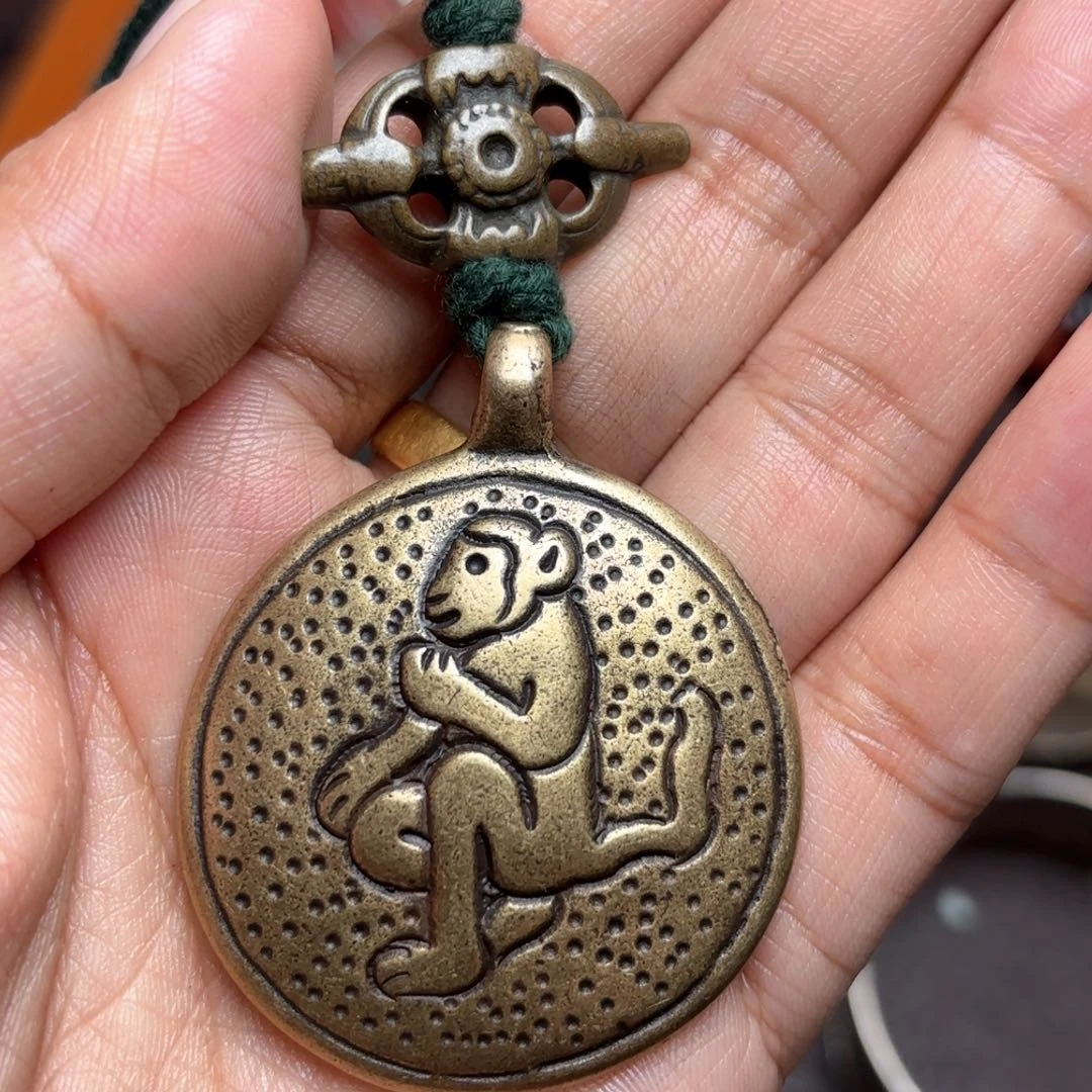 铜星月菩提吊坠项链