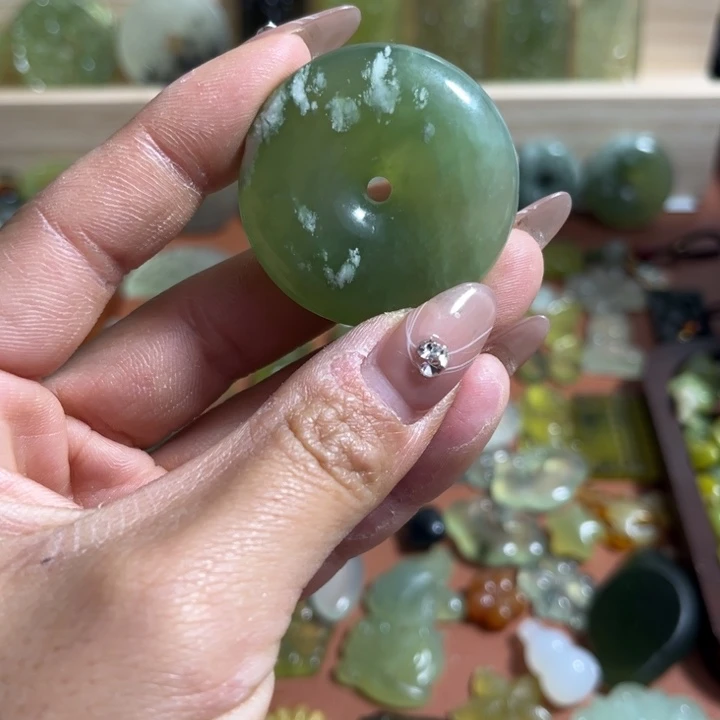 蛇纹石玉合金颈饰