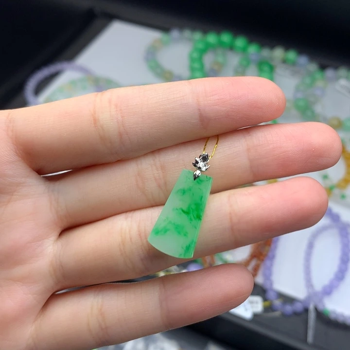 未镶嵌手镯翡翠翡翠