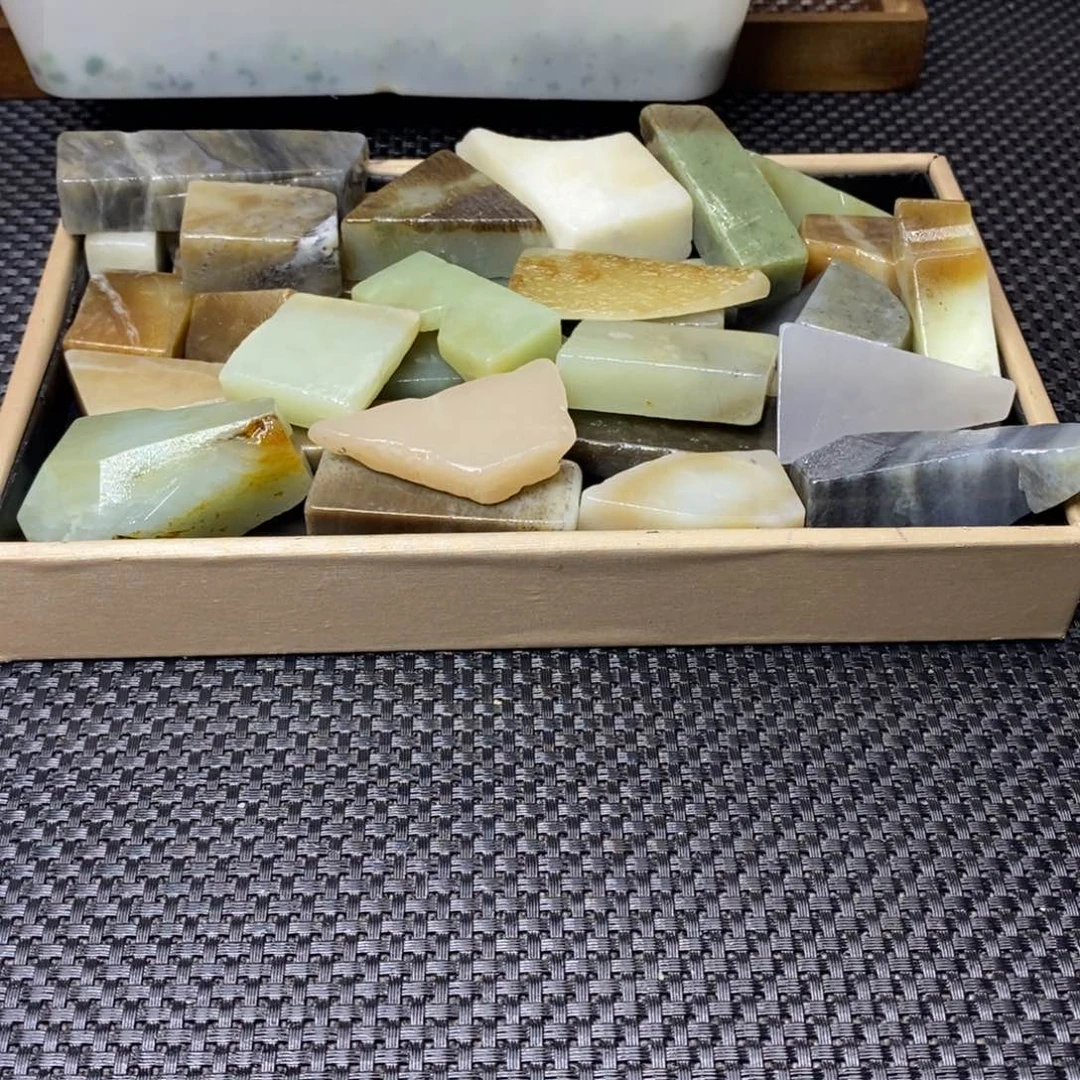 和田玉（糖玉）珠宝半成品未镶嵌