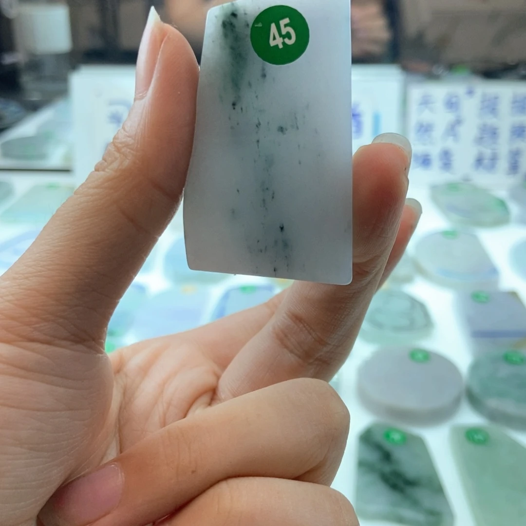 定制翡翠未镶嵌天然缅甸翡翠