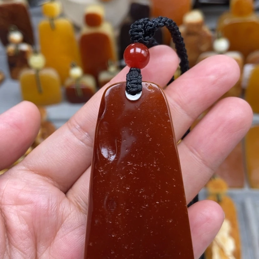 【闪购商品】未镶嵌颈饰琥珀