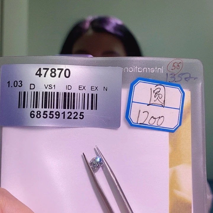 实验室培育钻石裸石未镶嵌精****?