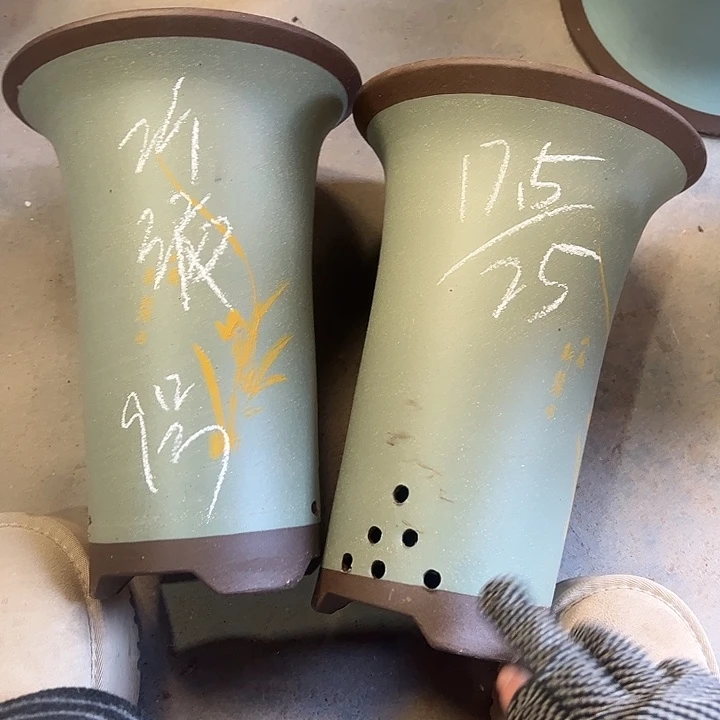 9号口17高25厘米2个花盆