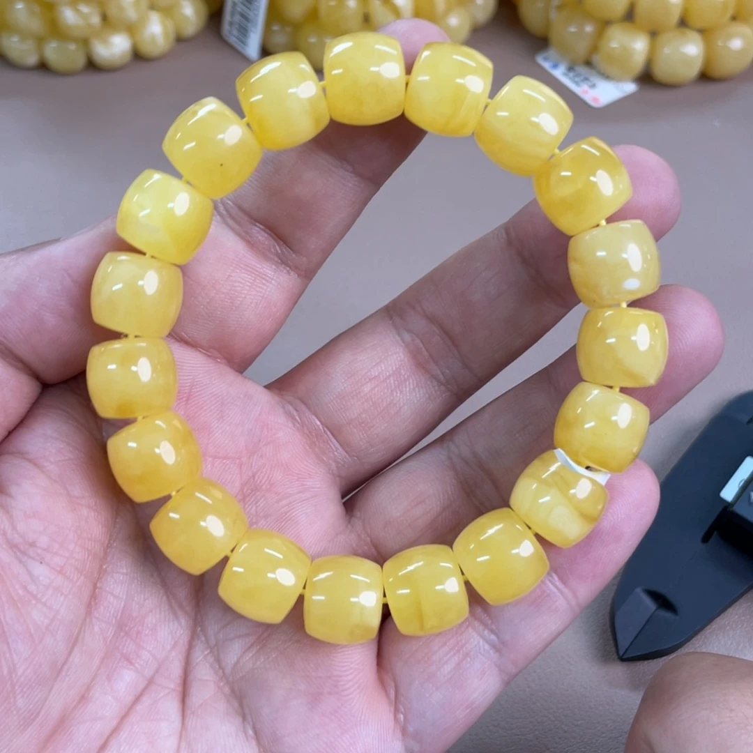 琥珀裸石未镶嵌0090000000