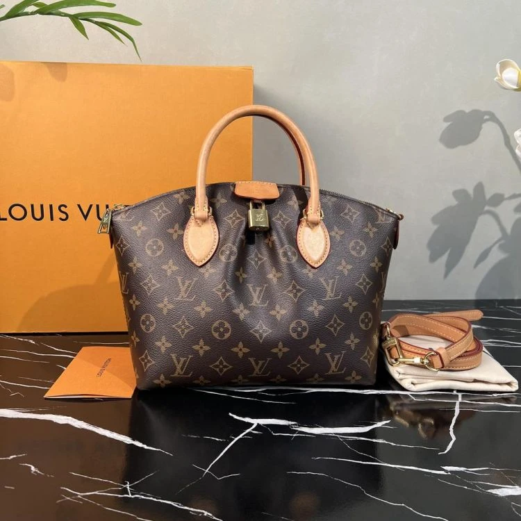 95新/路易威登/C8357518700/[PY1202B0002]