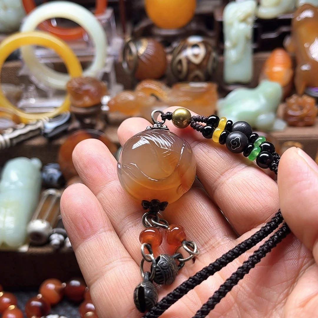 玛瑙/玉髓合金车挂