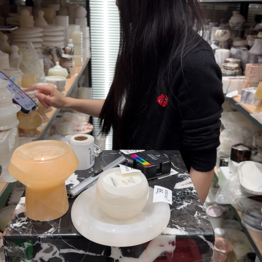 85。  86。         人间。