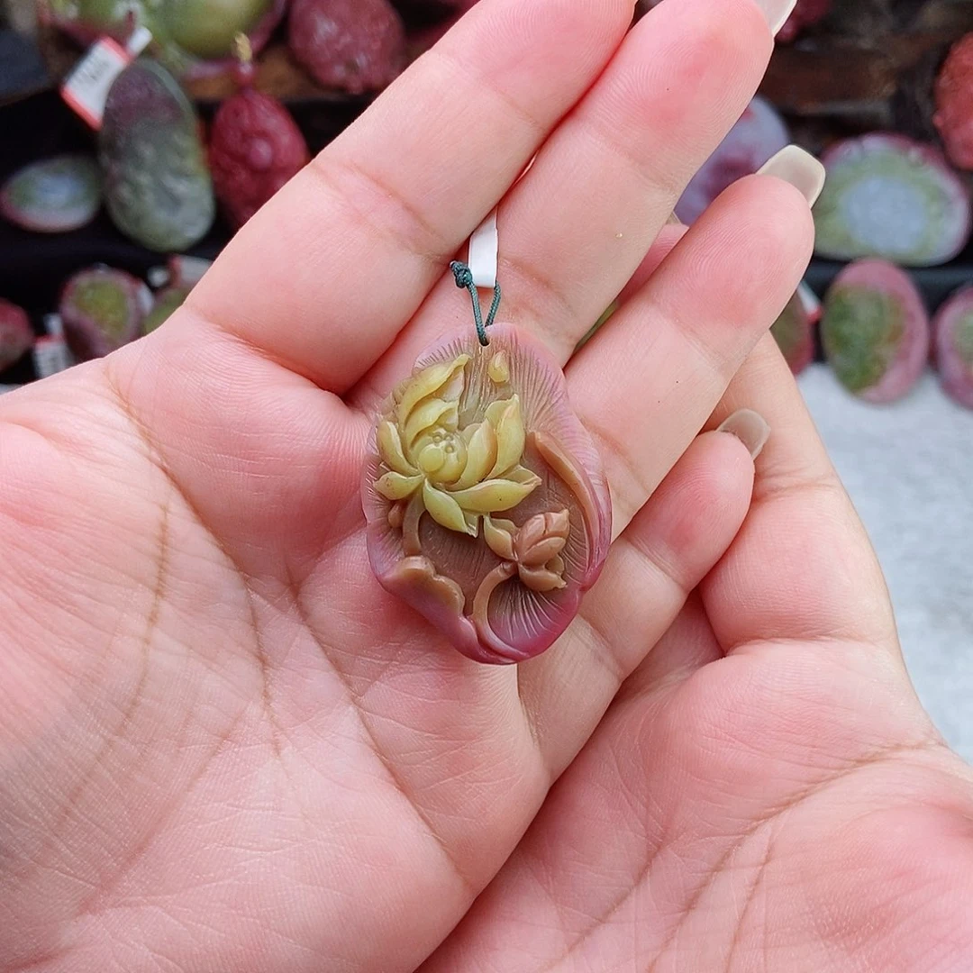 未镶嵌石英质玉（盐源）珠宝半成品