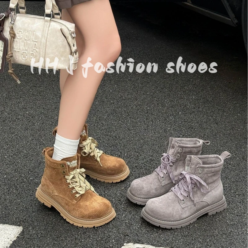 欧洲站厚底真皮马丁靴女2025秋季新款时尚复古短靴系带大黄靴女鞋