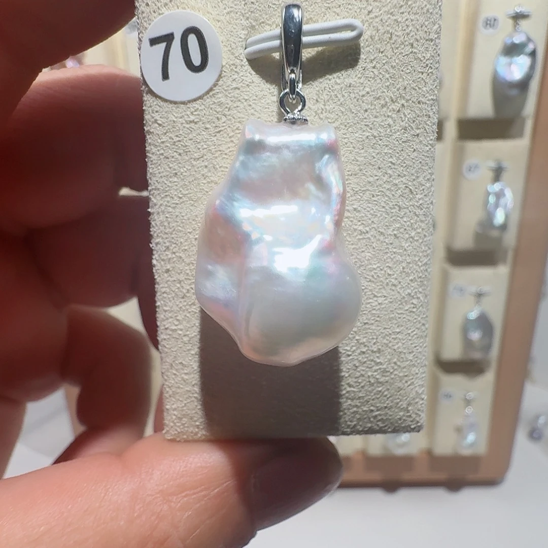 合金淡水珍珠颈饰