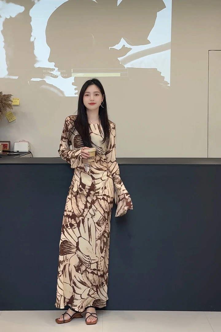 法式轻熟风气质复古印花慵懒连衣裙