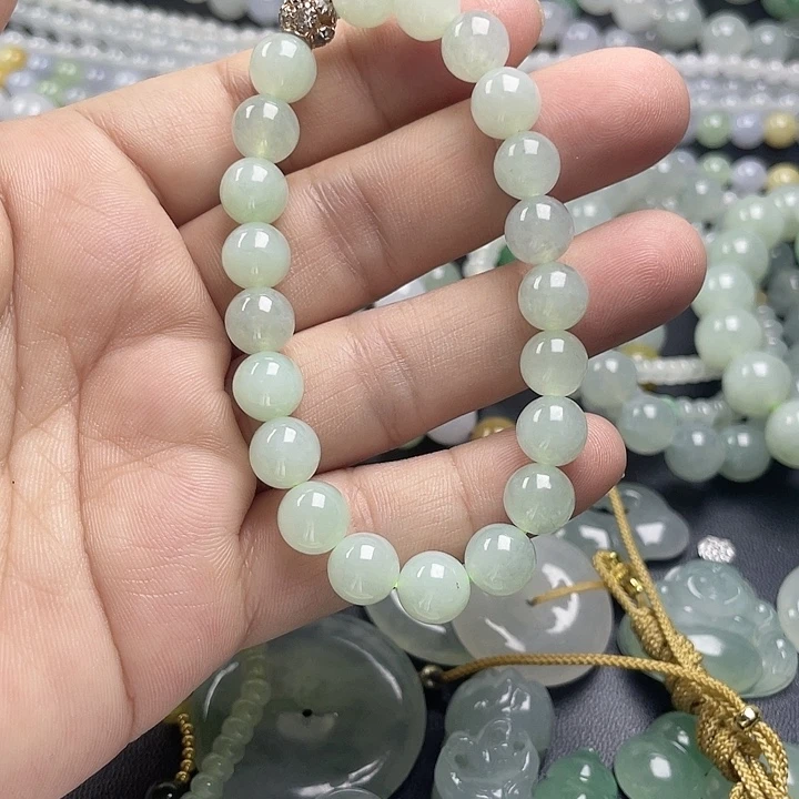 翡翠未镶嵌手链卡8.3手串