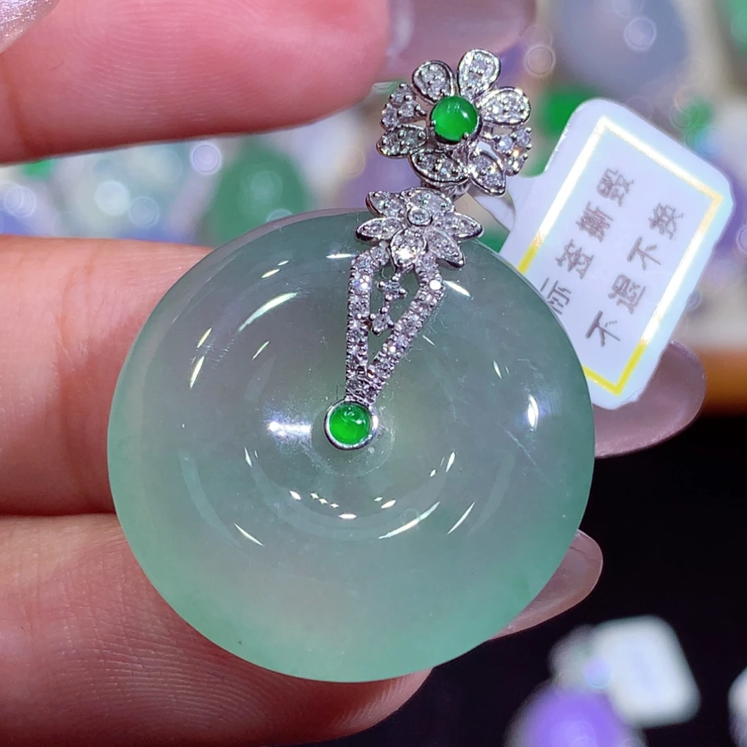 翡翠18K金镶嵌吊坠(不含链)