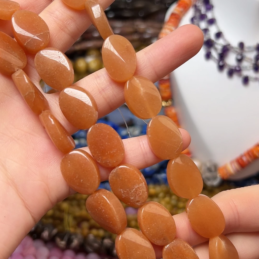 玛瑙/玉髓合金珠宝半成品W793。天然红东陵随形一条