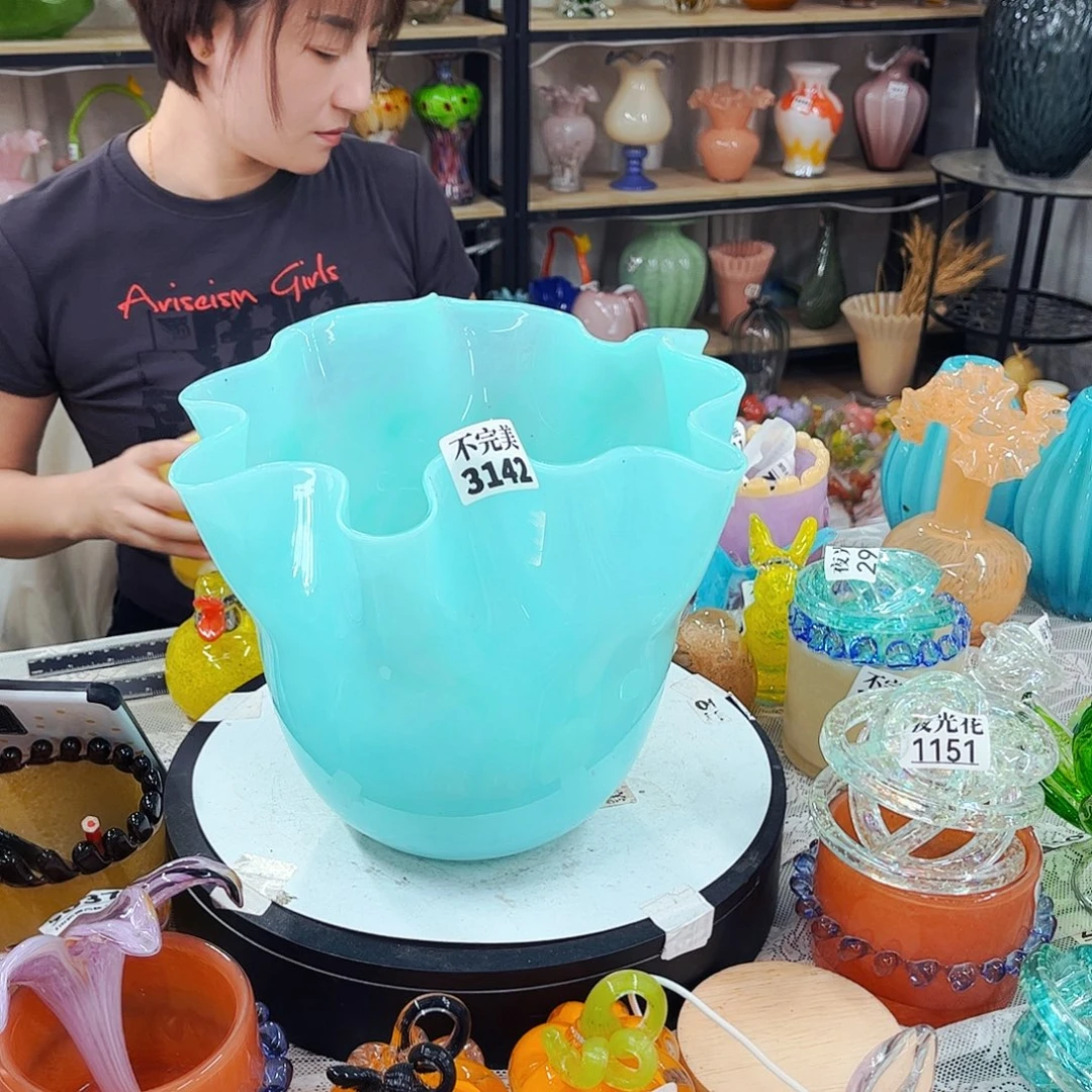 3142 家悦琉璃工艺品不完美