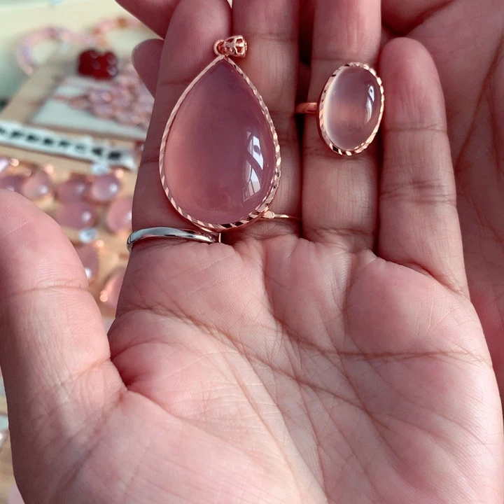 玛瑙/玉髓吊坠戒指未镶嵌