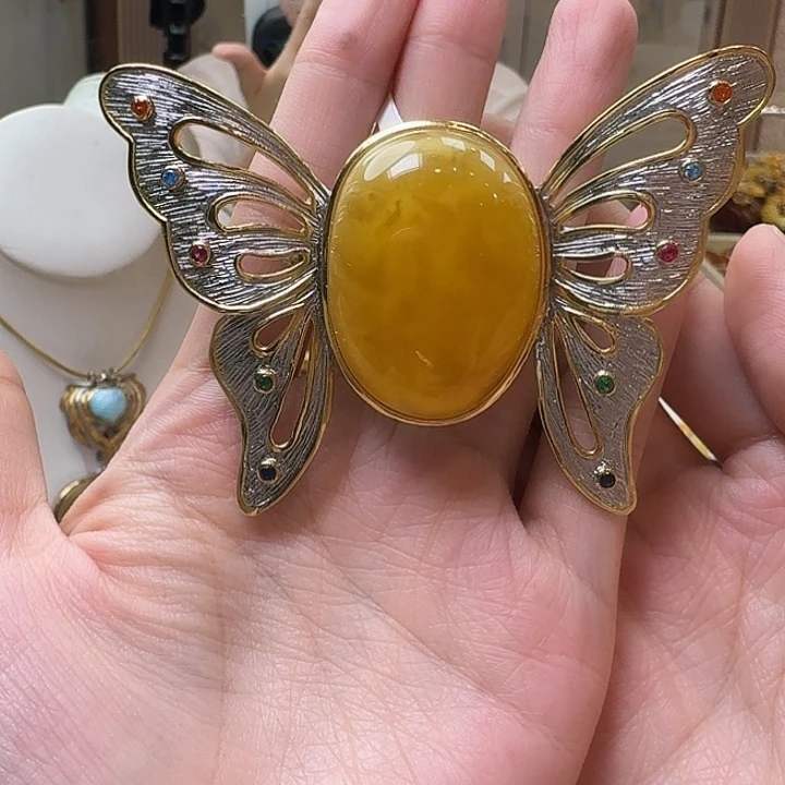 琥珀未镶嵌颈饰吊坠