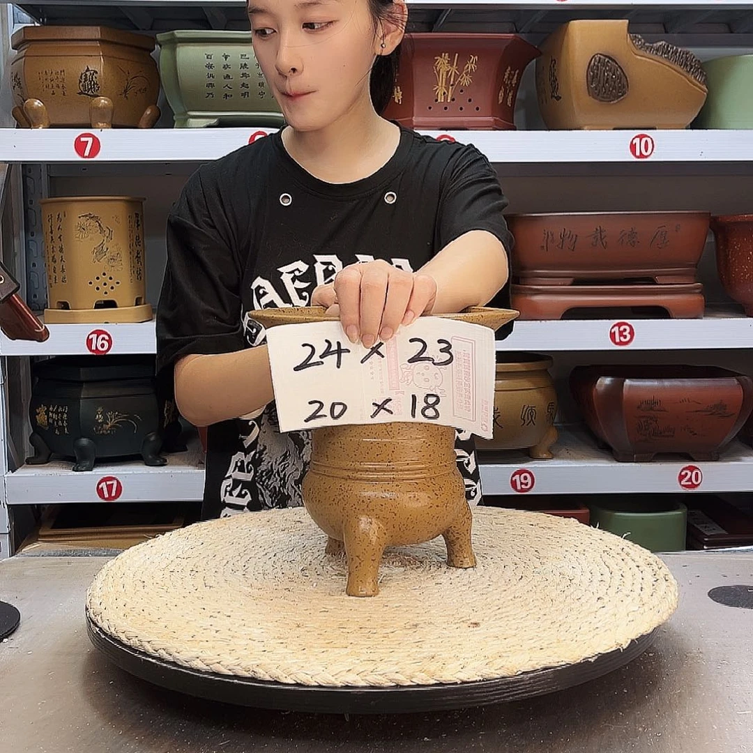 紫砂花盆紫砂花盆