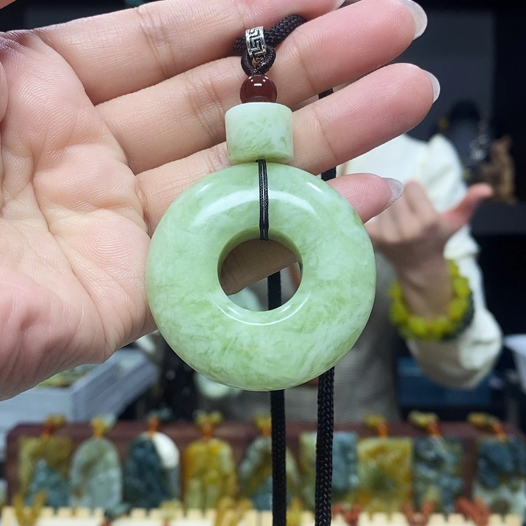 未镶嵌岫玉挂件吊坠项链