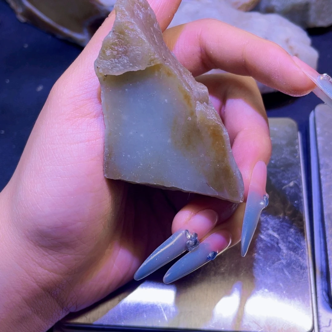 未镶嵌和田玉珠宝半成品