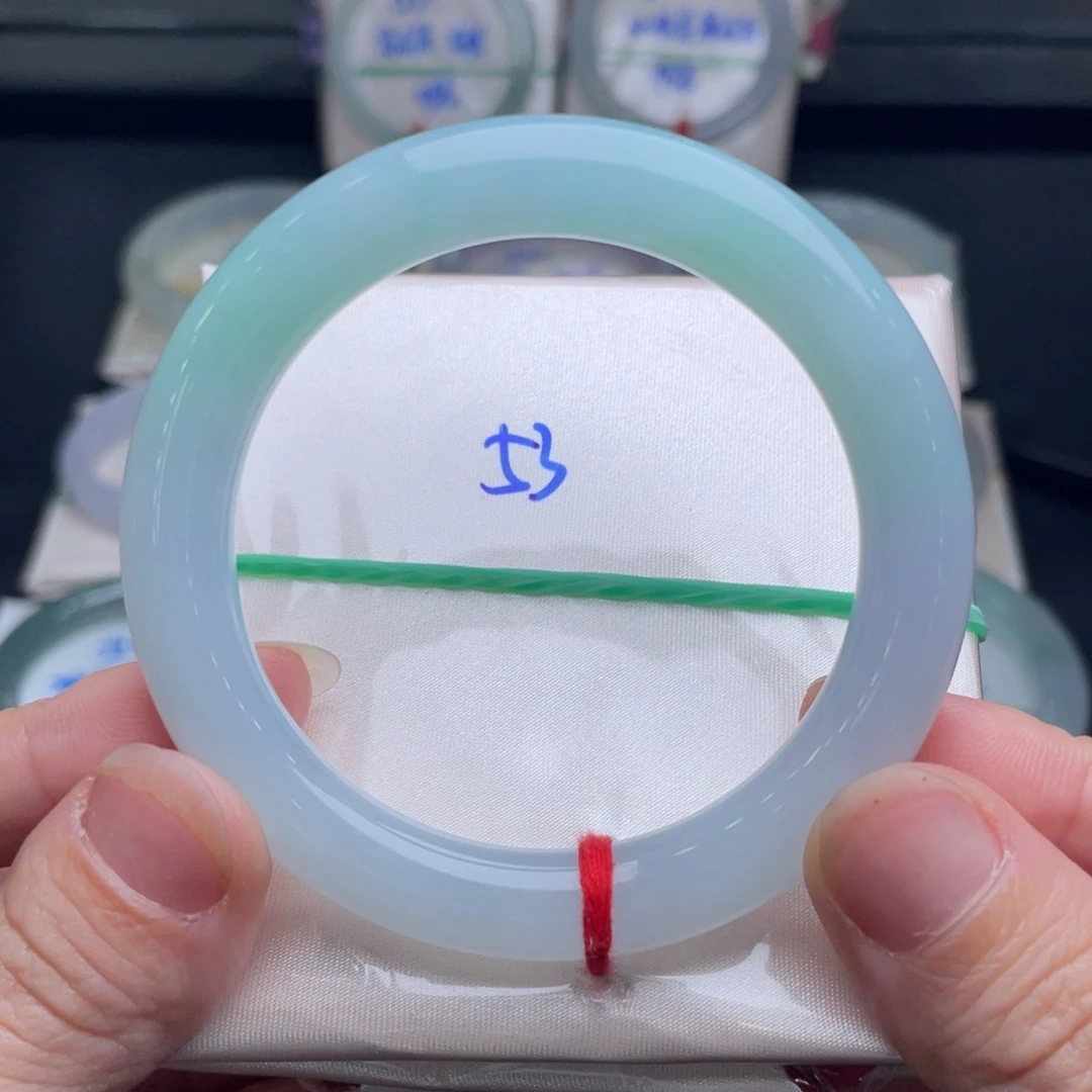 翡翠未镶嵌手镯翡翠手镯43