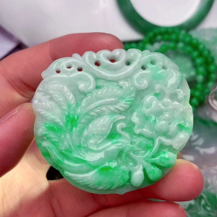 翡翠未镶嵌吊坠(不含链)