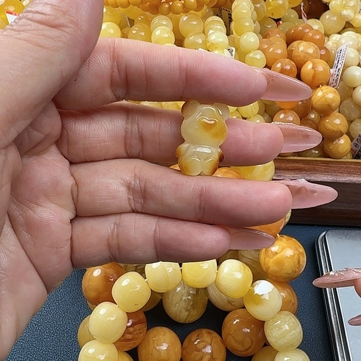 琥珀未镶嵌珠宝奇石