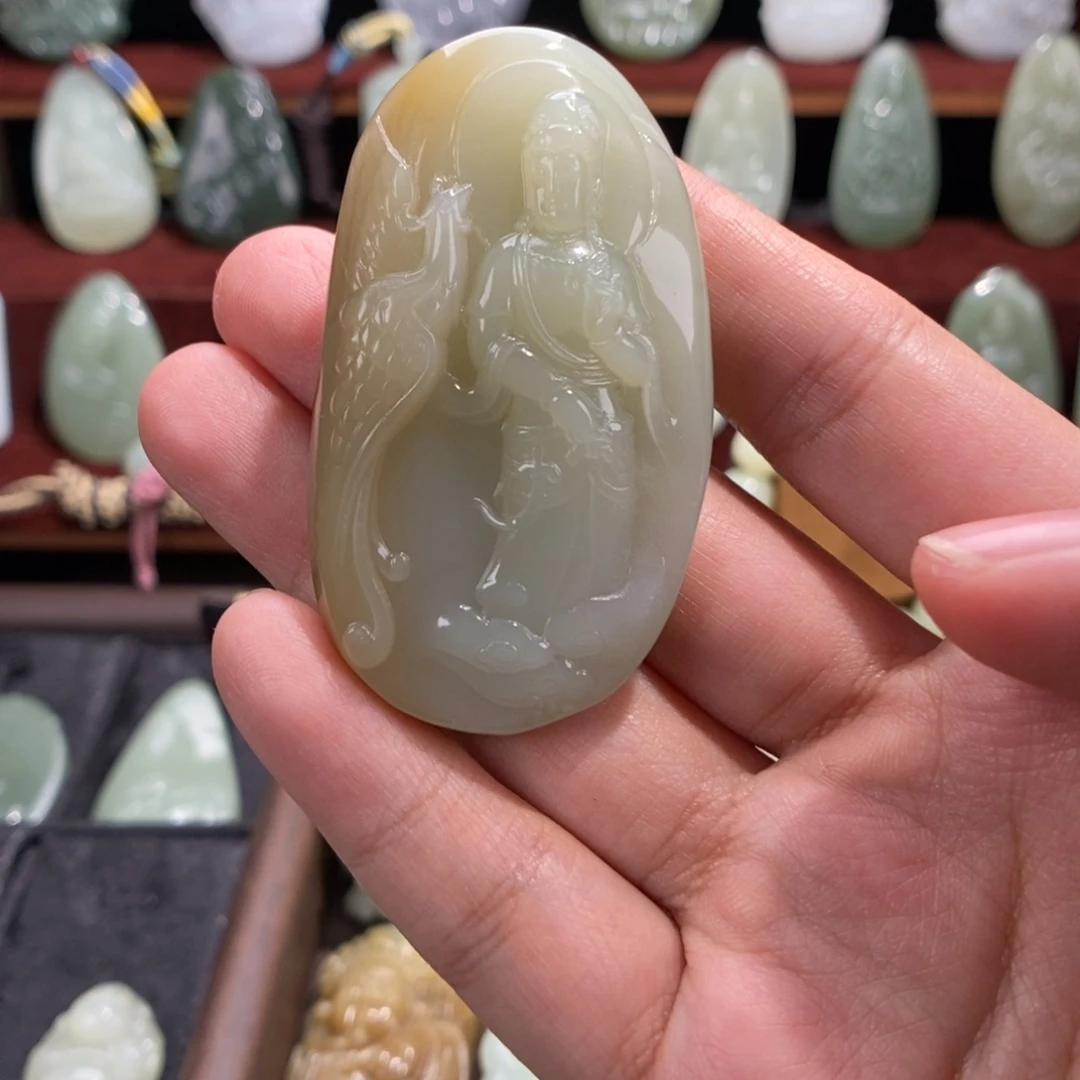 和田玉（糖玉）未镶嵌颈饰