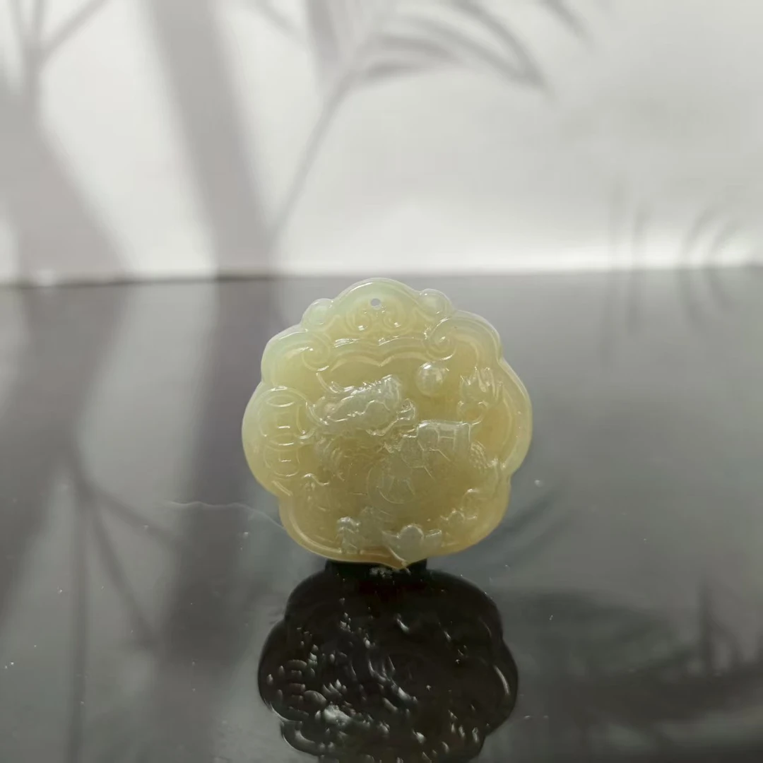 Q和田玉荣归故里吊坠0292