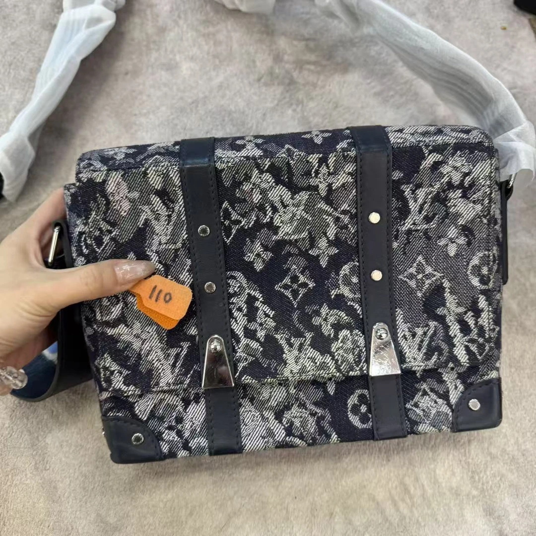95新 LouisVuitton/路易威登 110  th  /*二奢包包