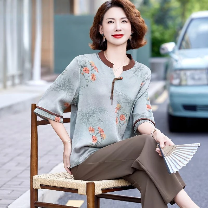 恒源祥彩羊中年妈妈夏季新款仿真丝套装上衣裤子中老年人女装时尚