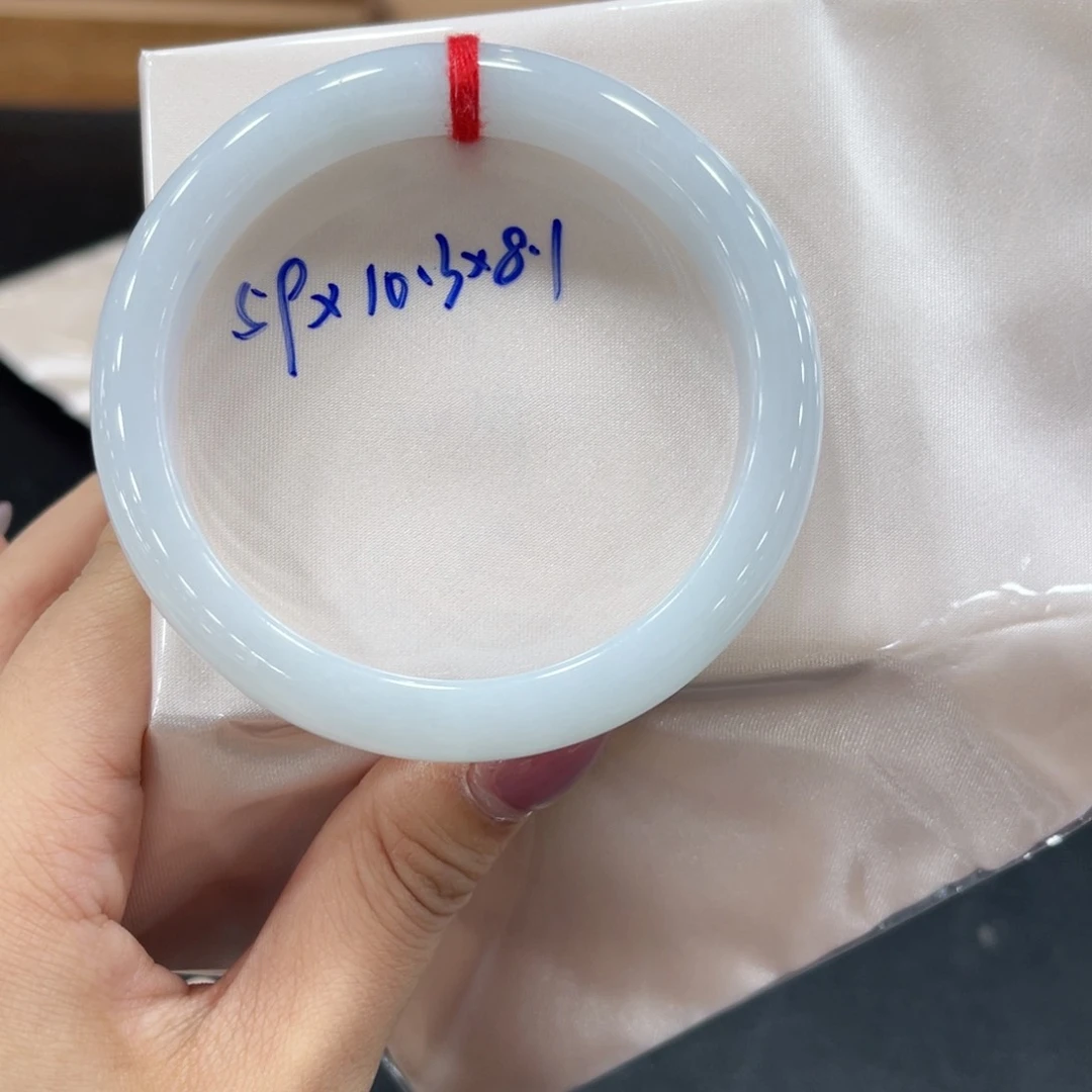 未镶嵌手镯翡翠翡翠