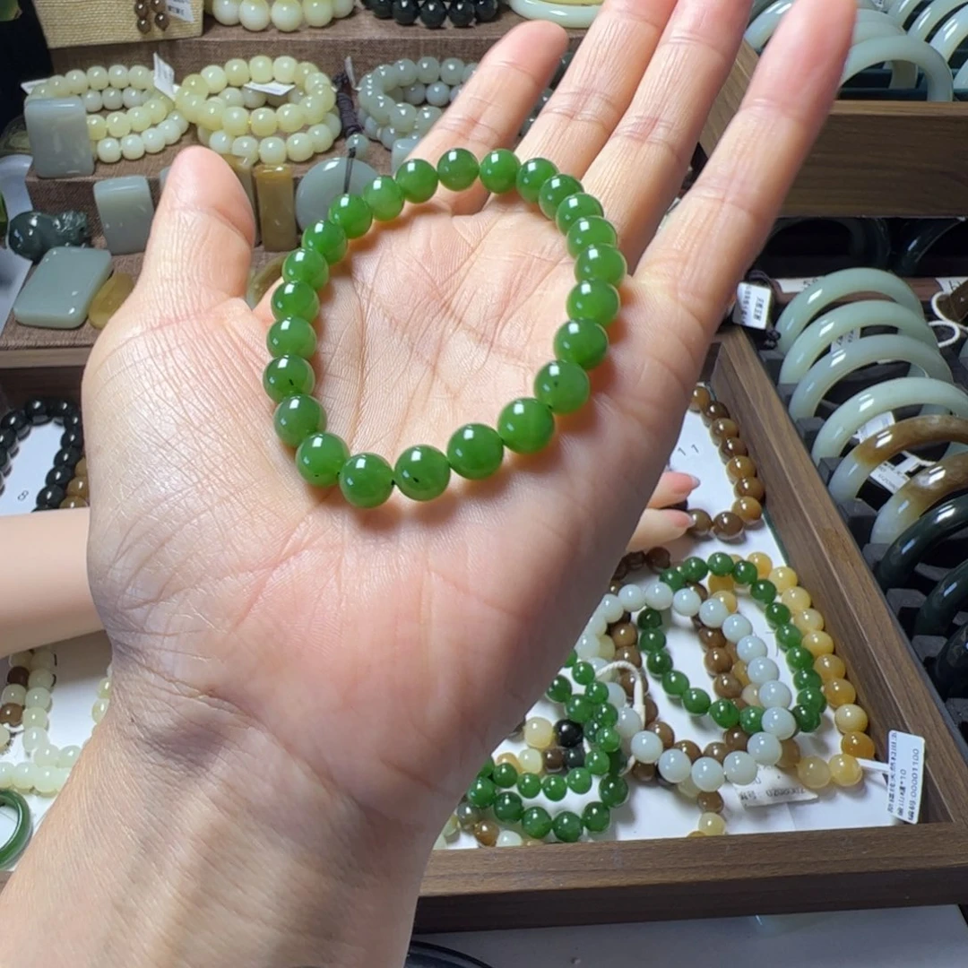 睡***姐和田玉未镶嵌手链