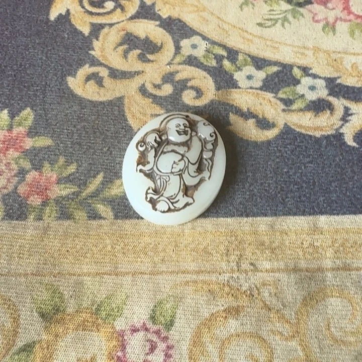 摆件jfjjfjfjdkkdkdkfkkfkrkdkkdkd