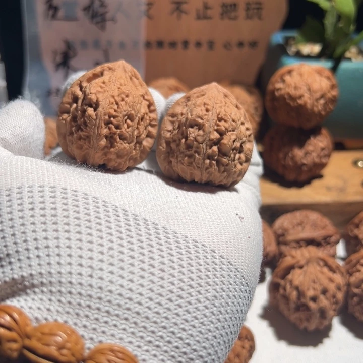 核桃全品无修 38+ 桃花峪