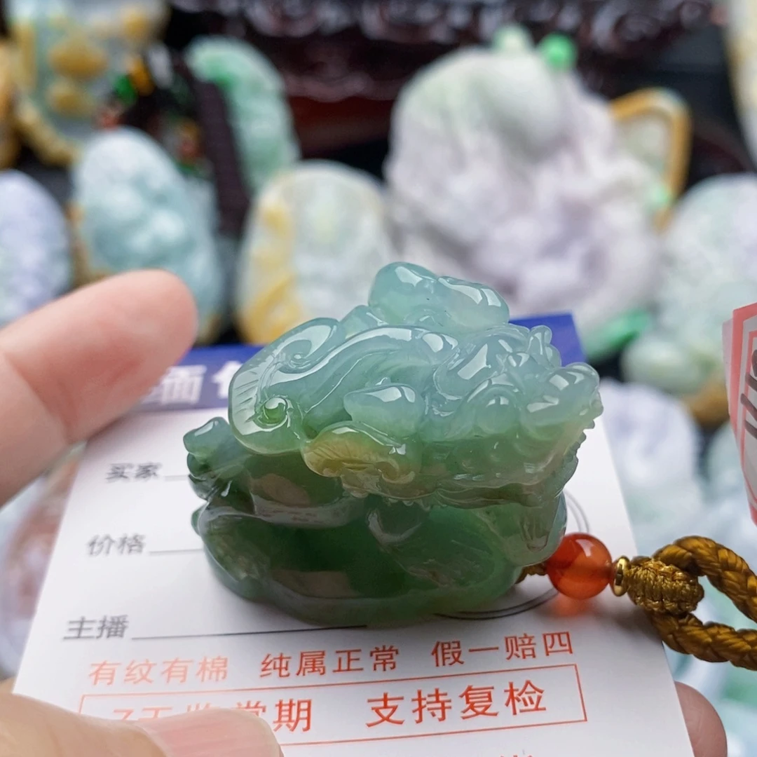 鲸****吊坠(不含链)未镶嵌翡翠