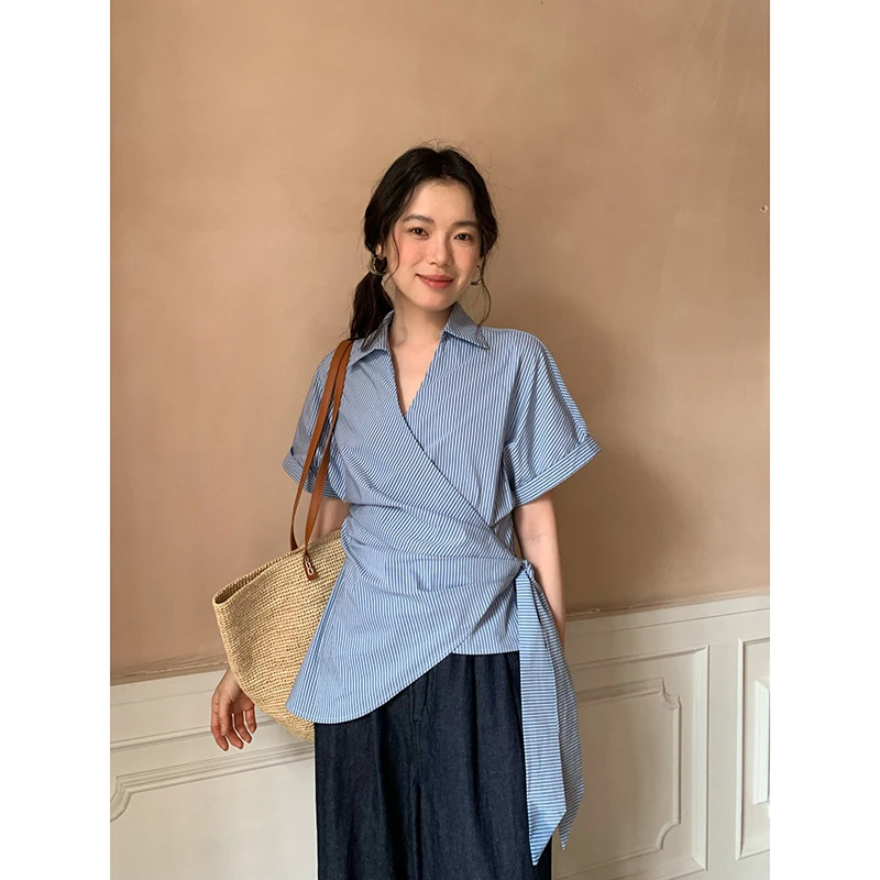 NEWOPEN25夏法式气质绑带收腰不规则蓝色条纹衬衫女S5388