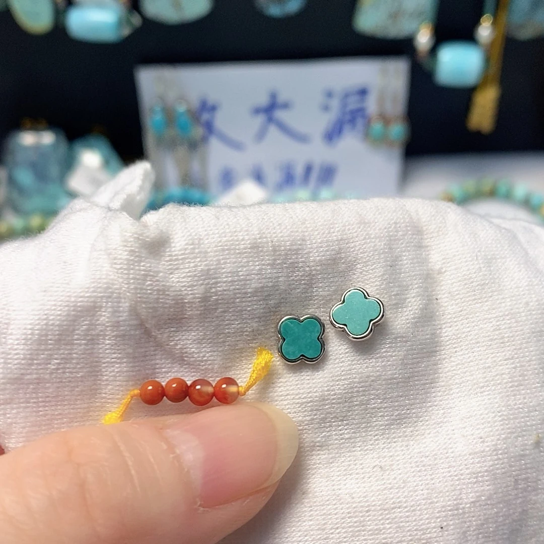 南红玛瑙未镶嵌珠宝奇石