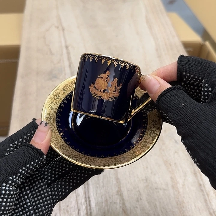 瓷片噗哈哈哈哈哈哈哈哈哈哈