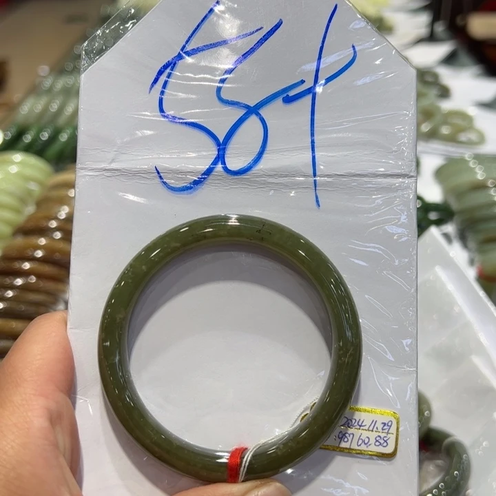 和田玉（糖玉）笔搁未镶嵌