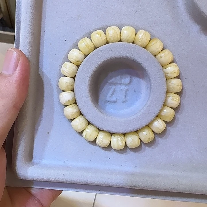 手链琥珀未镶嵌蜜蜡