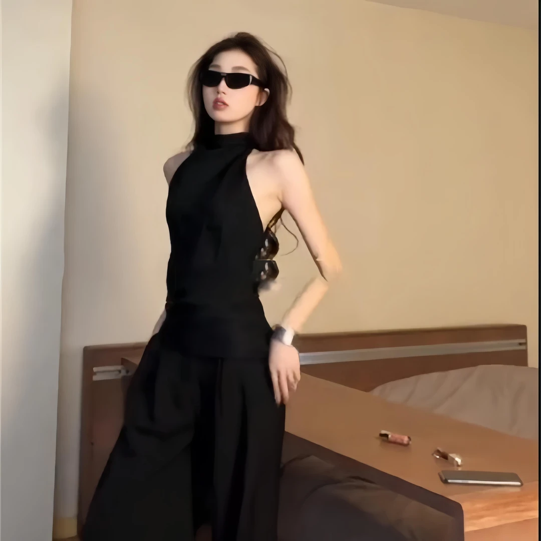 梨型身材穿搭套装时尚性感挂脖露肩背心上衣高腰休闲阔腿裤两件套