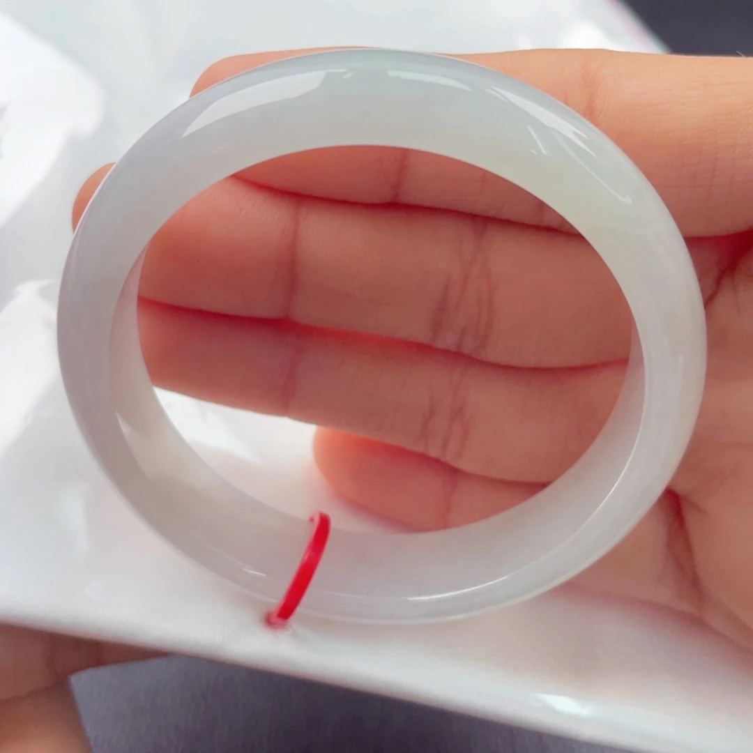 一***里翡翠未镶嵌手镯52正圈