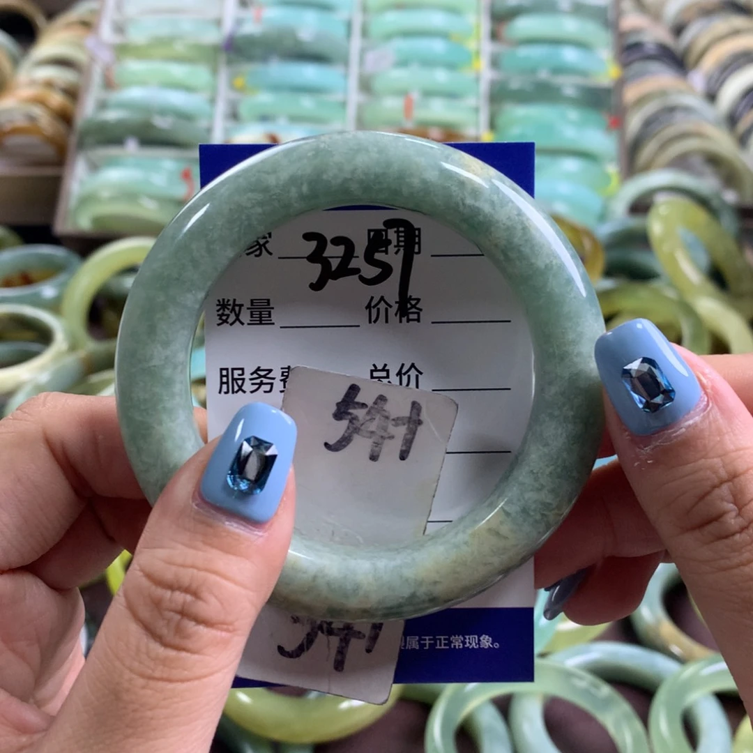 蛇纹石玉未镶嵌手镯3257