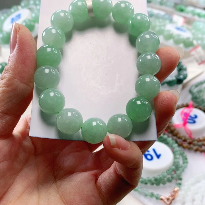 彼***開翡翠未镶嵌手链手串12+7